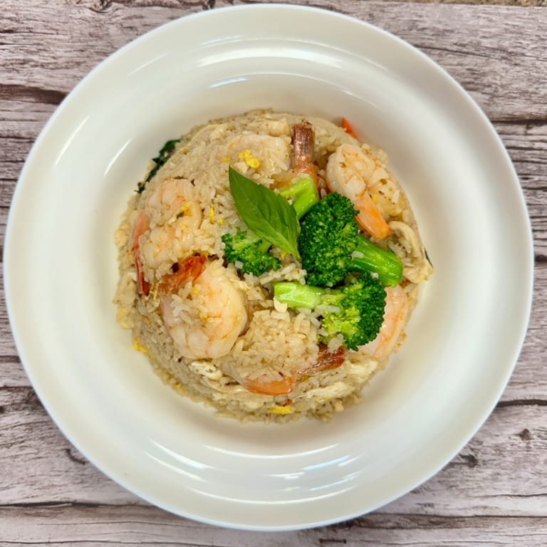 Noodle Delights: Thai and Asian Specialties